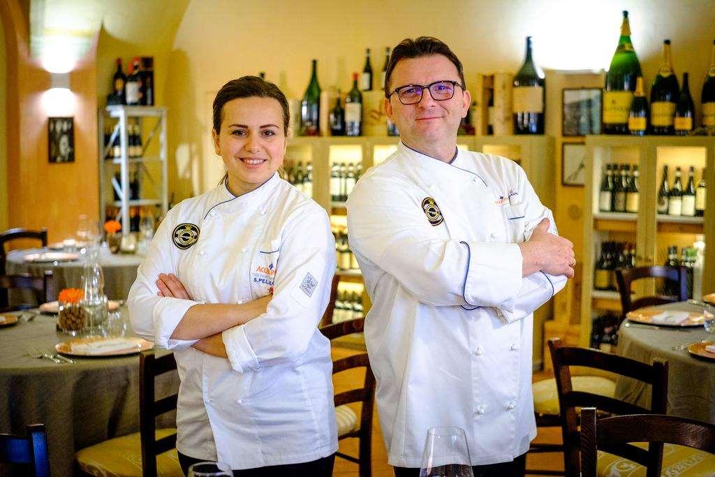 Ristorante Albergo Corona Novi Ligure Restaurante foto